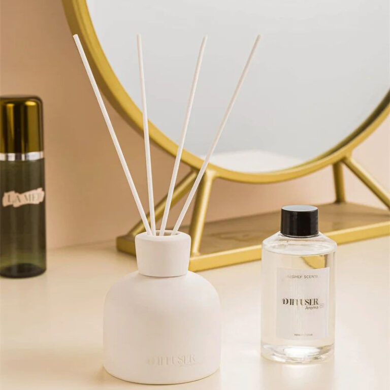 Wholesale-Hot-Selling-Pure-White-Reed-Diffuser-2